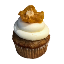 Load image into Gallery viewer, Hummingbird Cupcake
