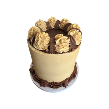 Load image into Gallery viewer, Reese’s PB Fudge Cake
