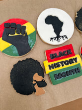 Load image into Gallery viewer, Black &amp; Proud Cookie Set
