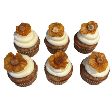 Load image into Gallery viewer, Hummingbird Cupcake
