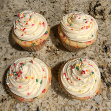 Load image into Gallery viewer, Birthday Funfetti Cupcake
