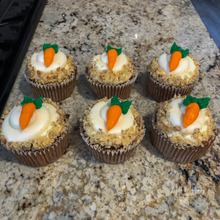 Load image into Gallery viewer, Carrot Cake Cupcake
