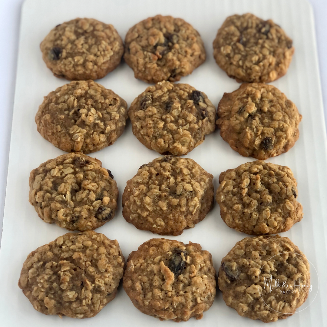 Mini Oatmeal Raisin Cookie