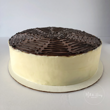 Load image into Gallery viewer, Tuxedo Cheesecake
