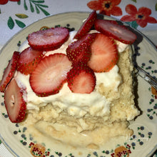 Load image into Gallery viewer, Tres Leches Cake

