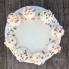 Load image into Gallery viewer, Birthday Funfetti Cake
