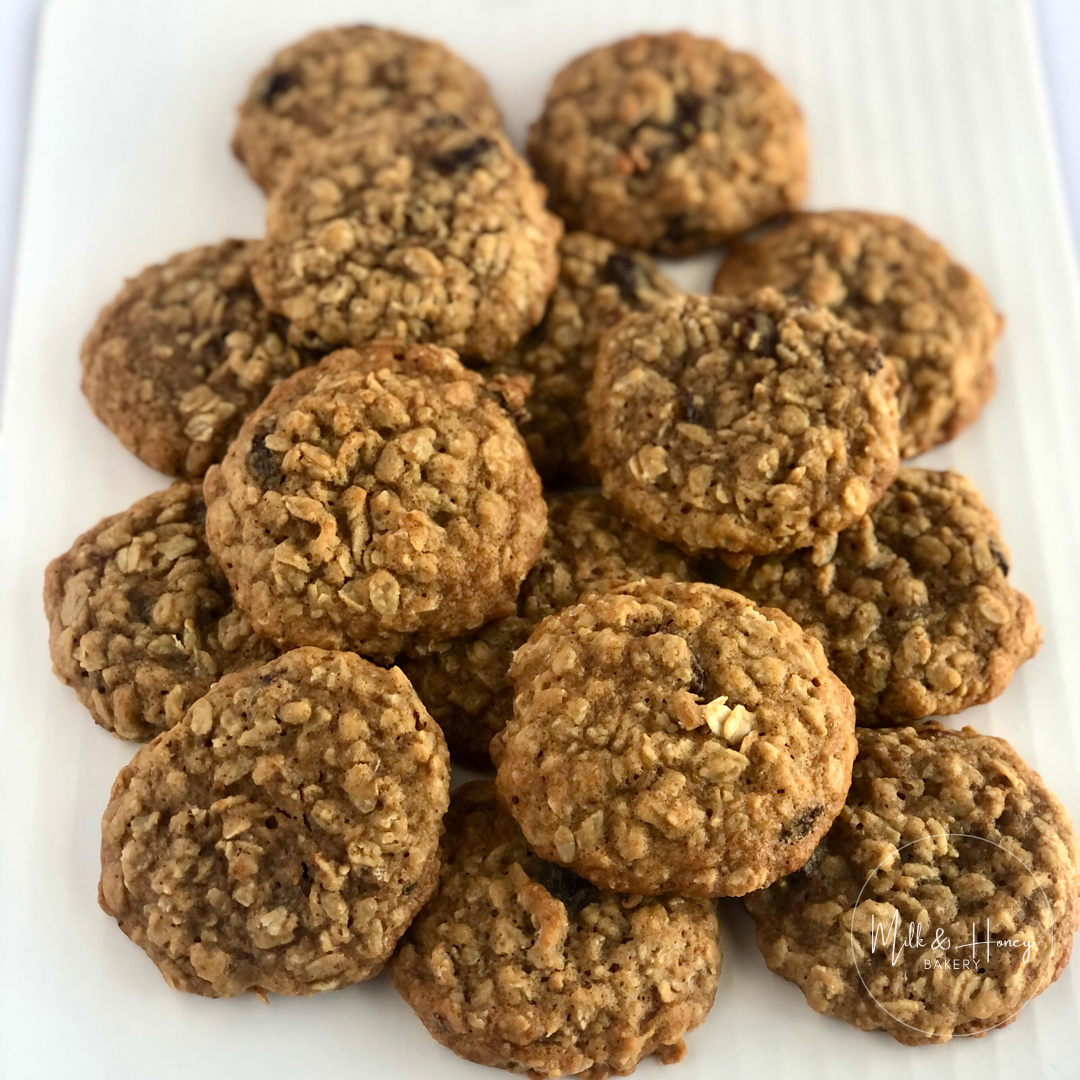 Mini Oatmeal Raisin Cookie